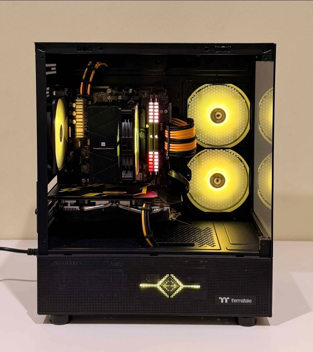 Budget Gaming PC - Ryzen 5 2600x + RX 580