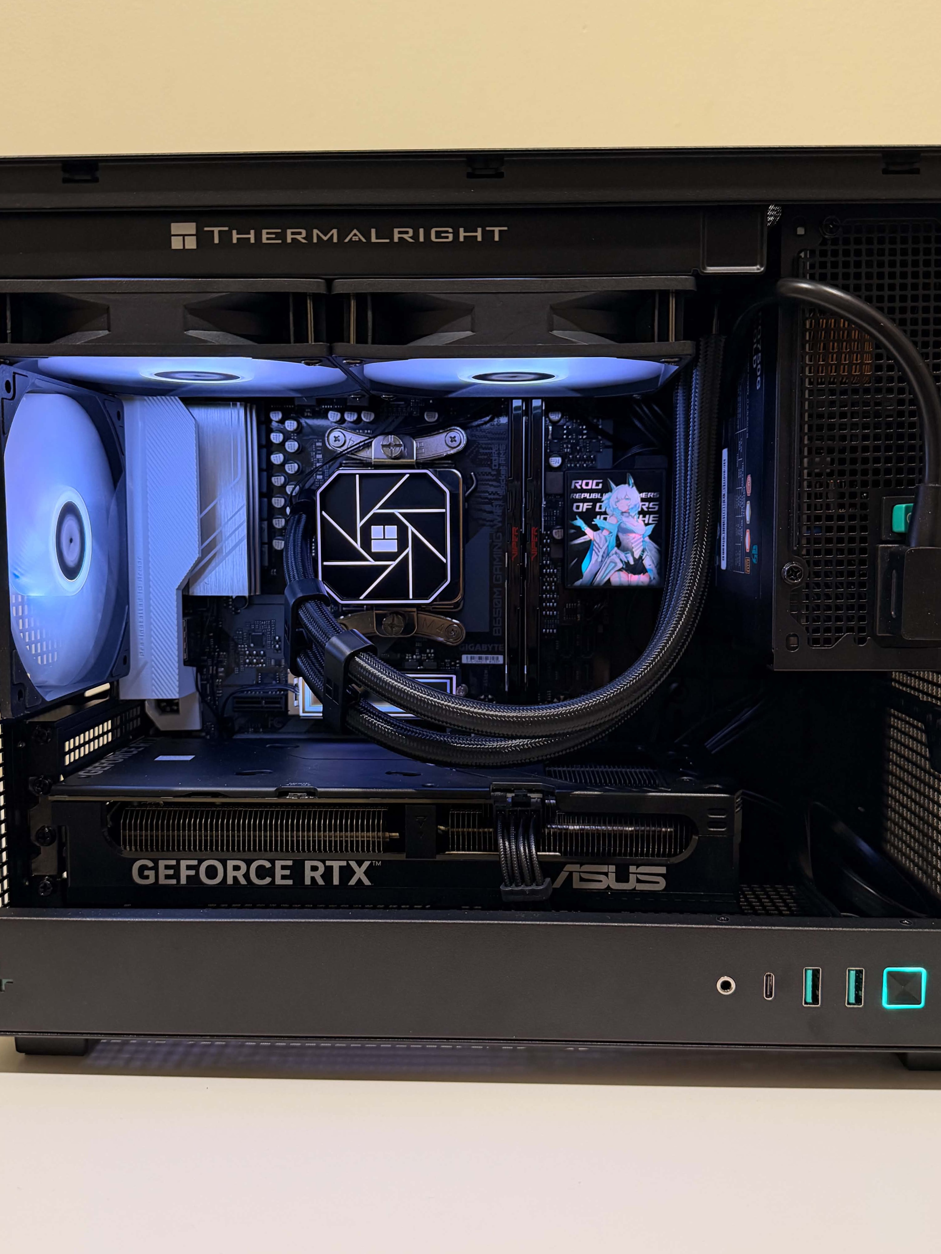 AM5 Mini Gaming PC - Ryzen 5 7600 + 32GB DDR5 + RTX 4060 Ti — photo 2 of 3