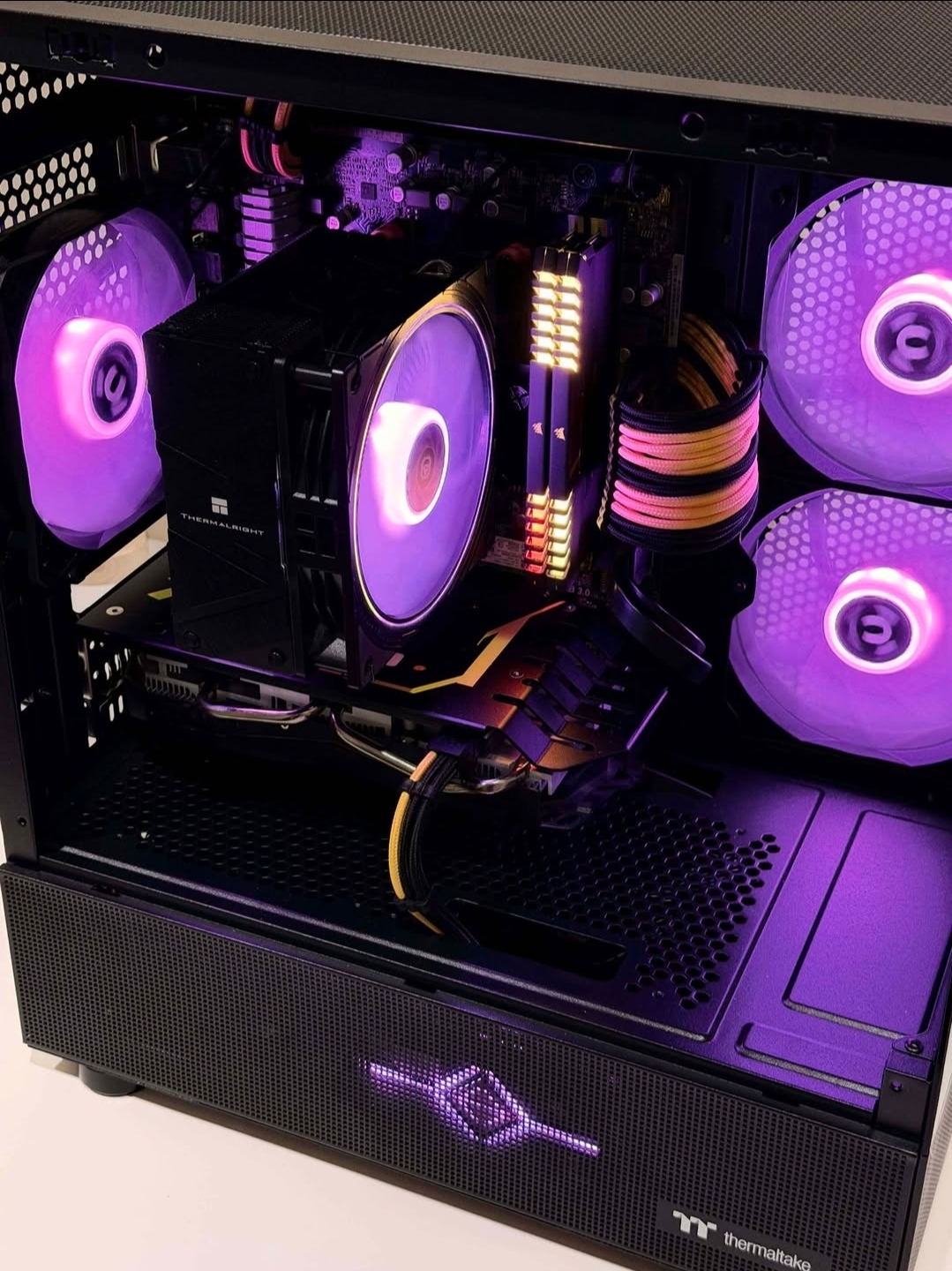 Budget Gaming PC - Ryzen 5 2600x + RX 580 — photo 3 of 3