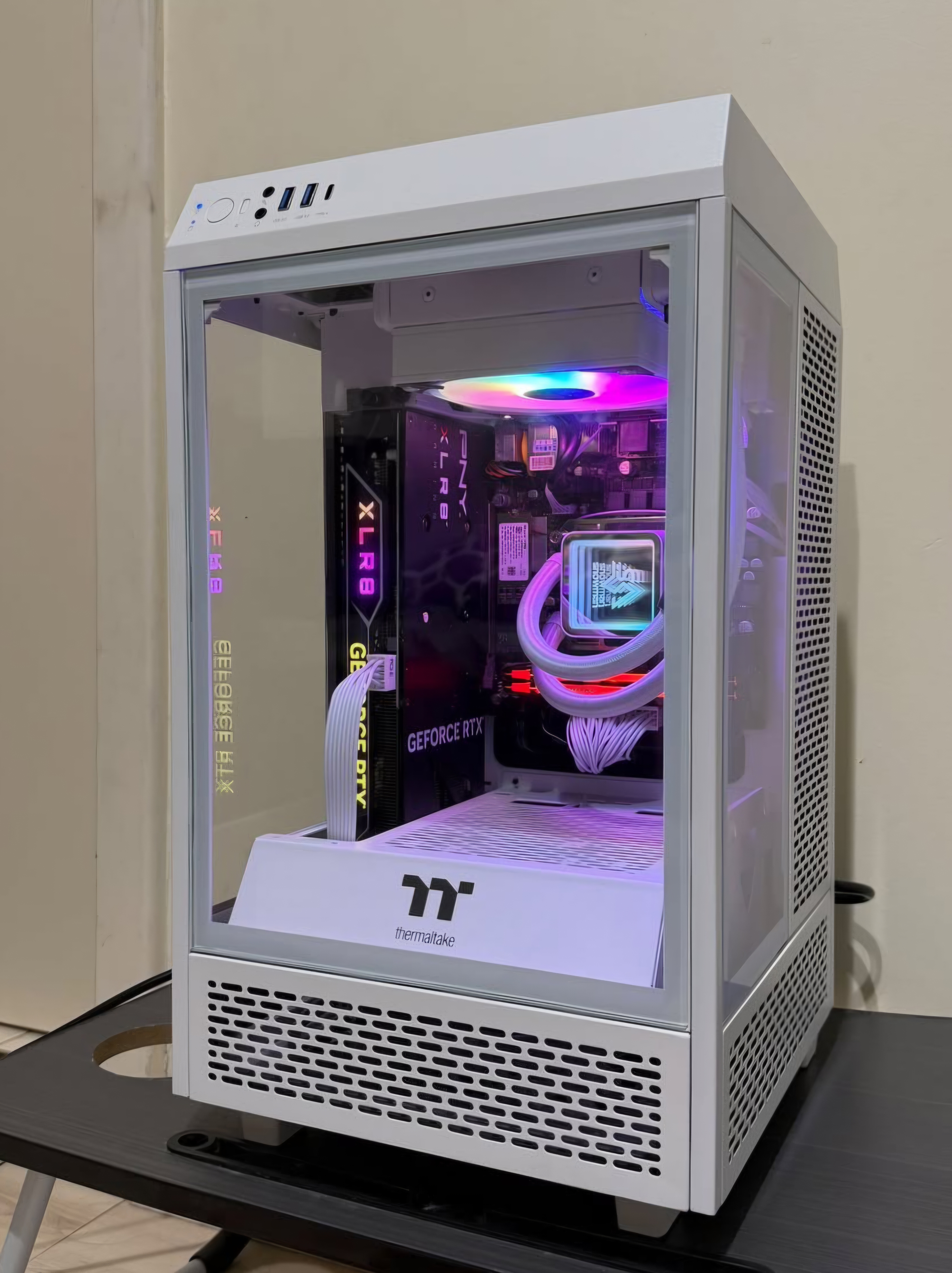 RTX 4060 Mini White Gaming PC | Ryzen 5 5600 | 16 GB DDR4 RAM — photo 2 of 6