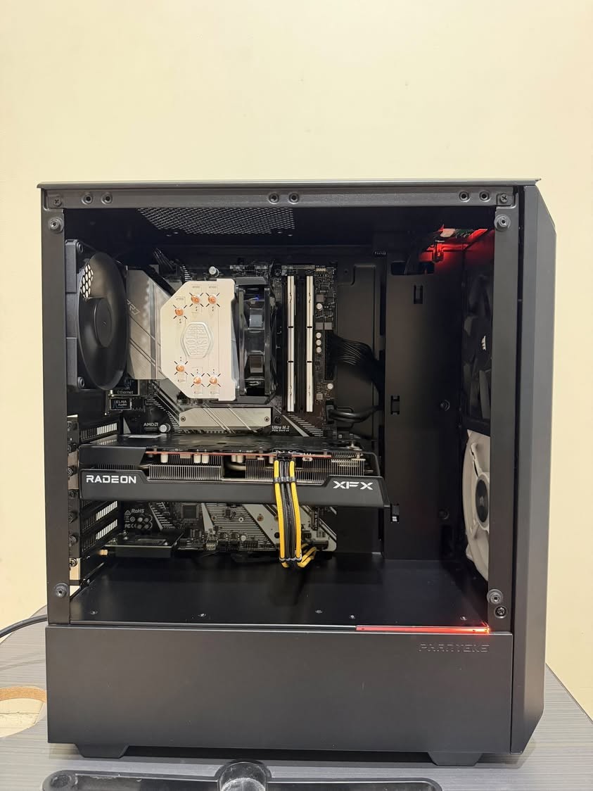 RX 6600 XT Gaming PC | Intel i7-9700 | 16 GB RAM — photo 3 of 4