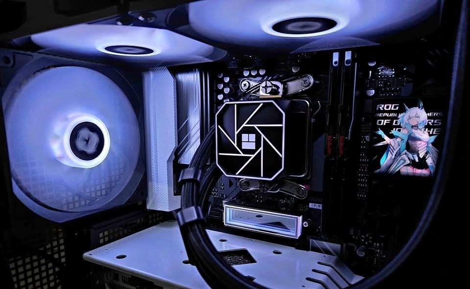 A liquid-cooled build with white fans